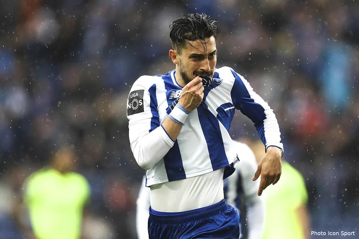 psg berchiche s en va ce bresilien peut enfin atterrir a paris alex telles222723