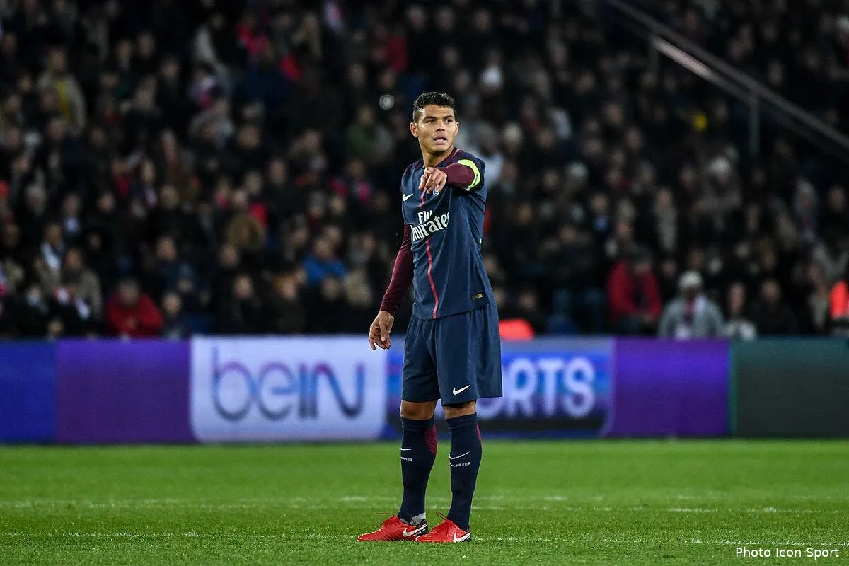 psg bidon et mentalement atteint thiago silva se fait tailler par riolo icon dib 181117 14 24202279