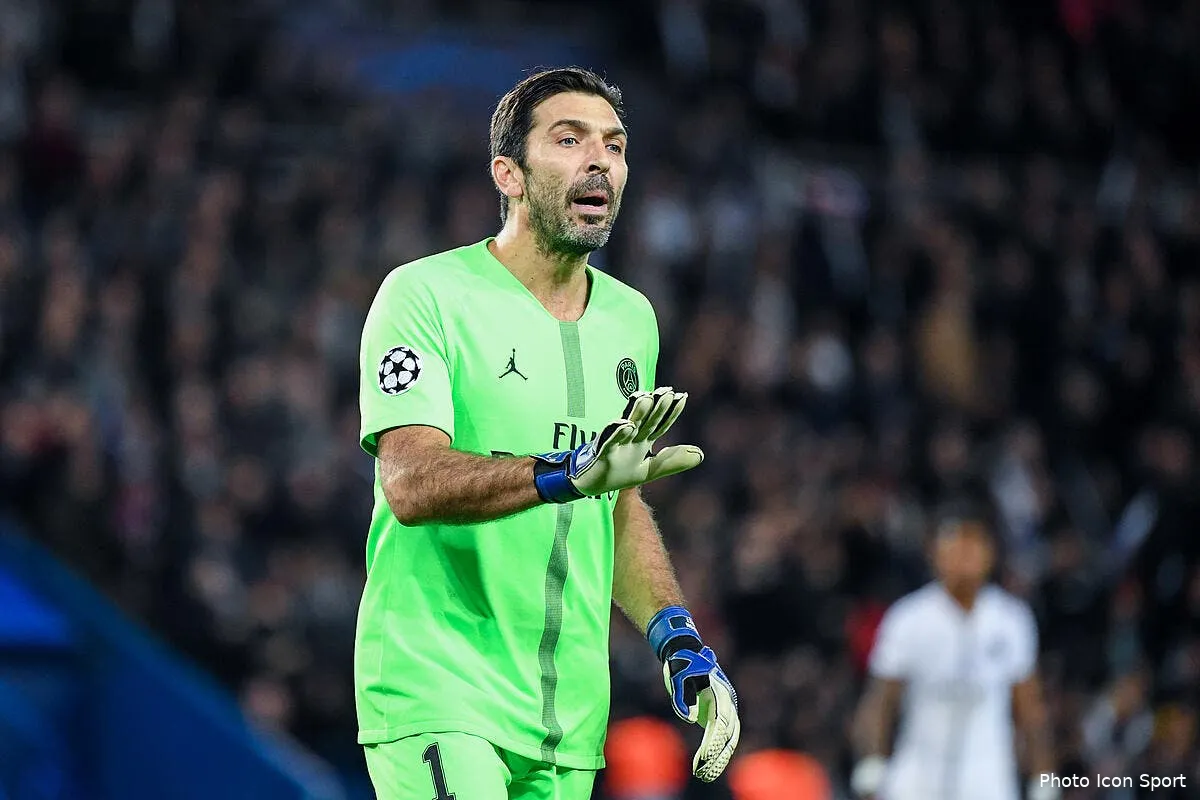 psg buffon climatise l ambiance a paris icon dib 281118 14 30239361