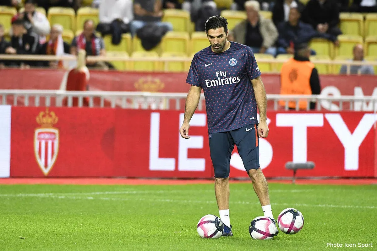 psg buffon titulaire face a liverpool iconsport icon zua 111118 08 83236907