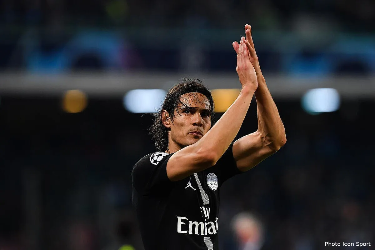 psg cavani a naples son clan souffle le chaud et le froid iconsport icon lap 061118 93 66235893
