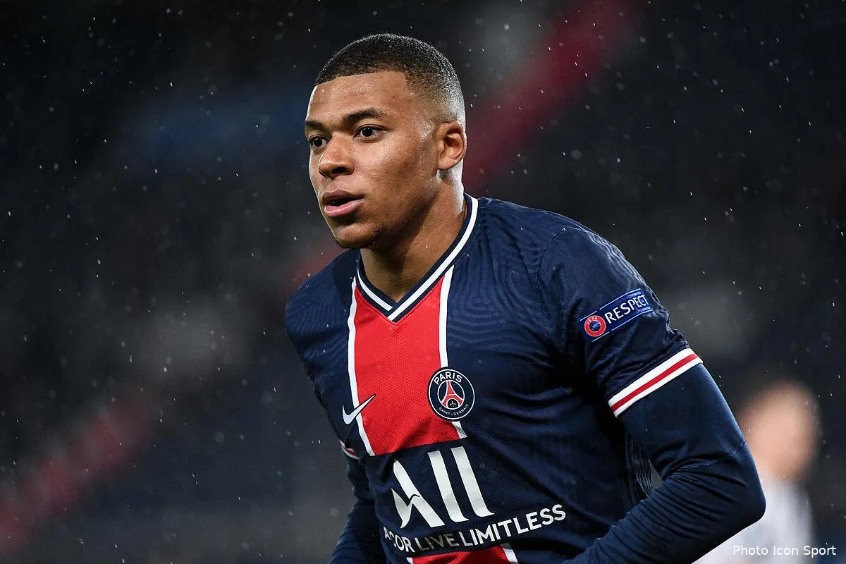 psg cavani absent du onze de legende mbappe ne fait pas semblant icon dib 201020 11 38297663