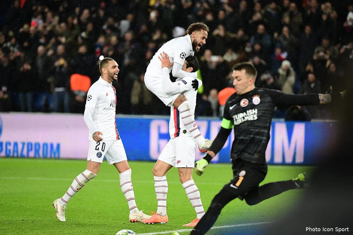 psg cavani empeche de partir au mercato la raison est simple icon winter 11122019110690274331