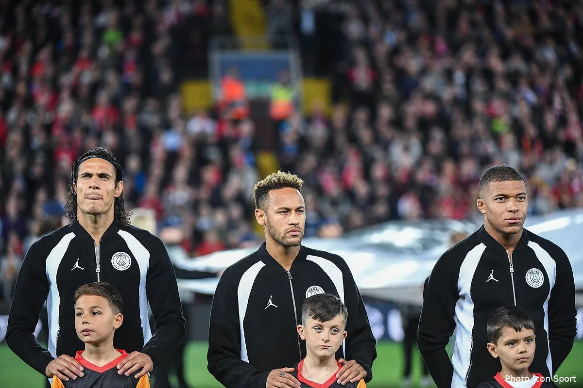 psg cavani en greve contre neymar et mbappe iconsport icon dib 180918 10 173231539