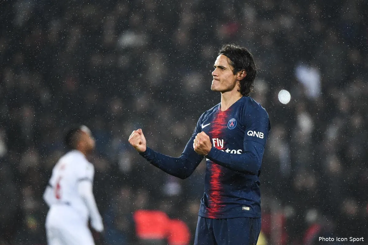 psg cavani fait une grande annonce sur son avenir a paris icon dib 190119 11 18242381