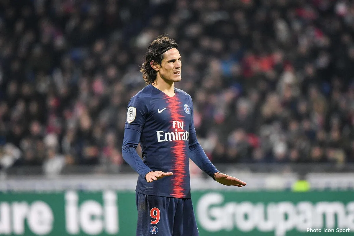 psg cavani marque et sort sur blessure icon dib 030219 15 12244521