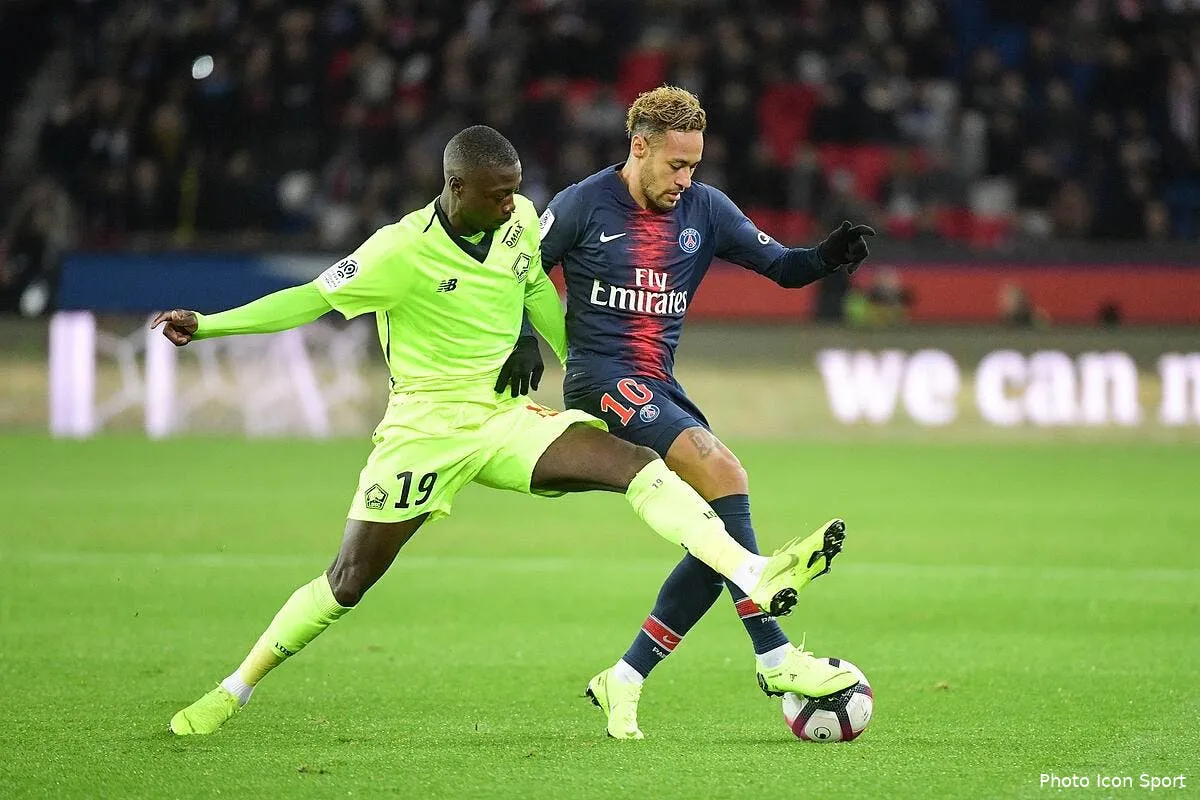 psg cavani sacrifie au mercato pour faire de la place a pepe icon win 021118 01 68827245969