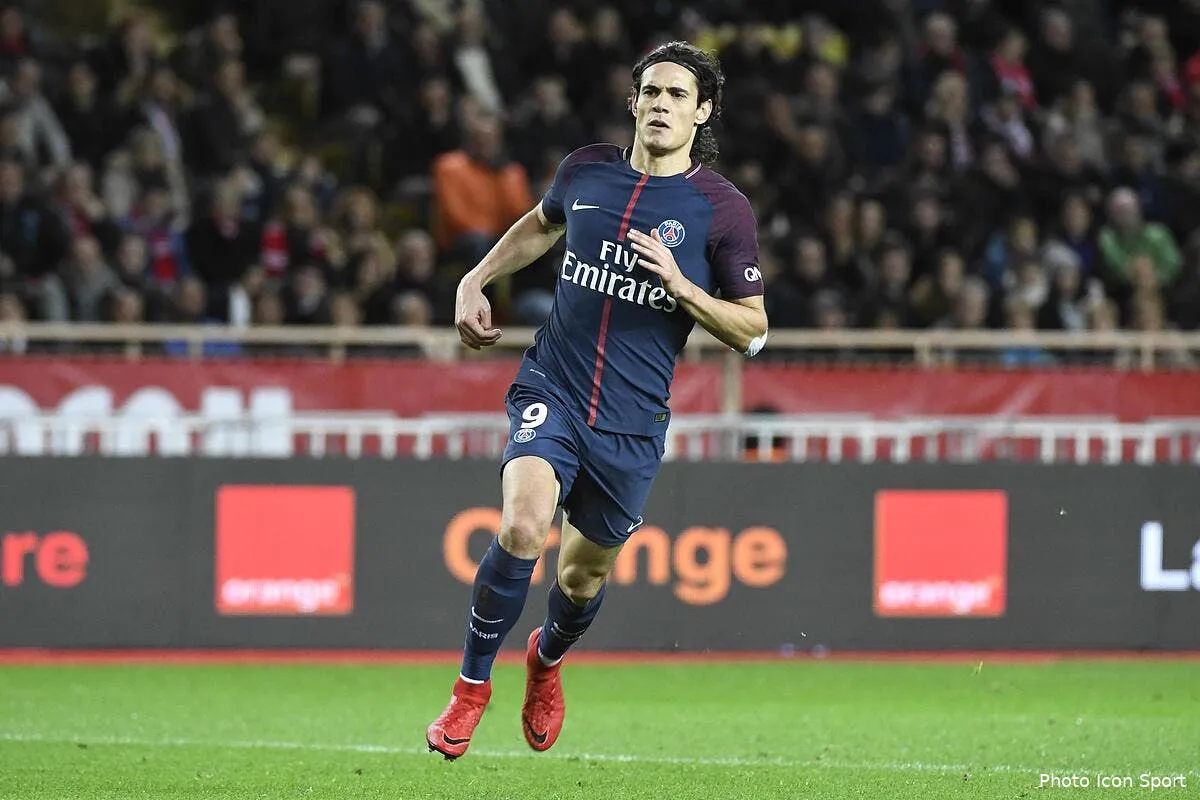 psg cavani tire un penalty et le rate iconsport icon anp 261117 05 73201515
