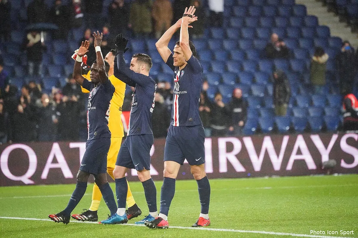 psg cavani titulaire a dortmund c est de plus en plus chaud icon 200209p48637277983