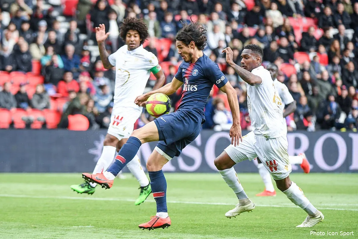 psg cavani va partir icardi en profite deja icon dib 040519 14 31285971