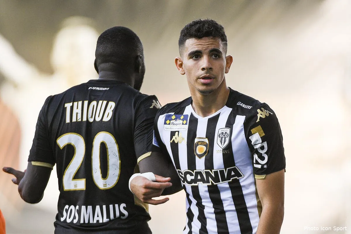 psg ce lateral epate la l1 paris s en mele au mercato icon alc 220919 45 144266509