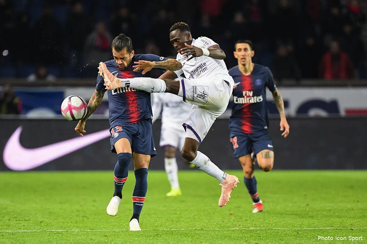 psg ce paris la va droit dans le mur balance habib beye iconsport icon dib 241118 10 48237115