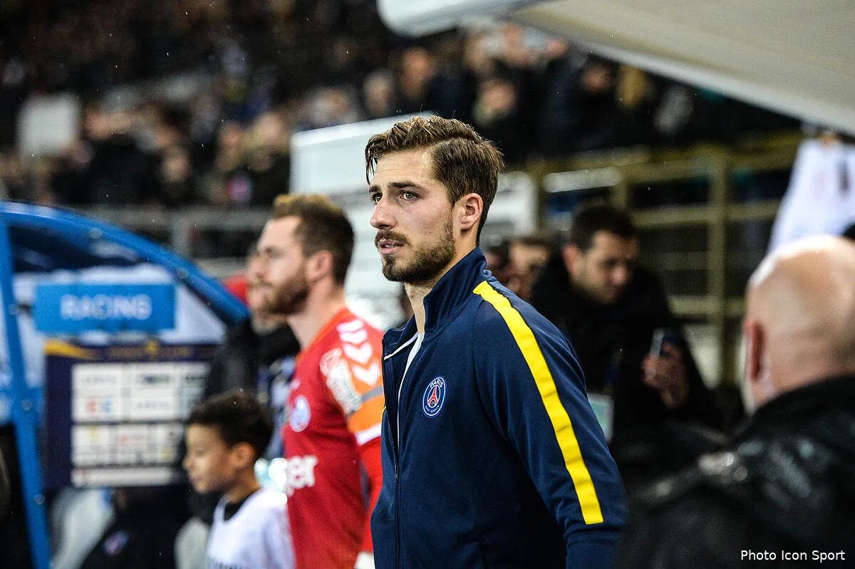 psg ce remplacant qui ne manque pas d offres au mercato iconsport icon boz 131217 89 50207875