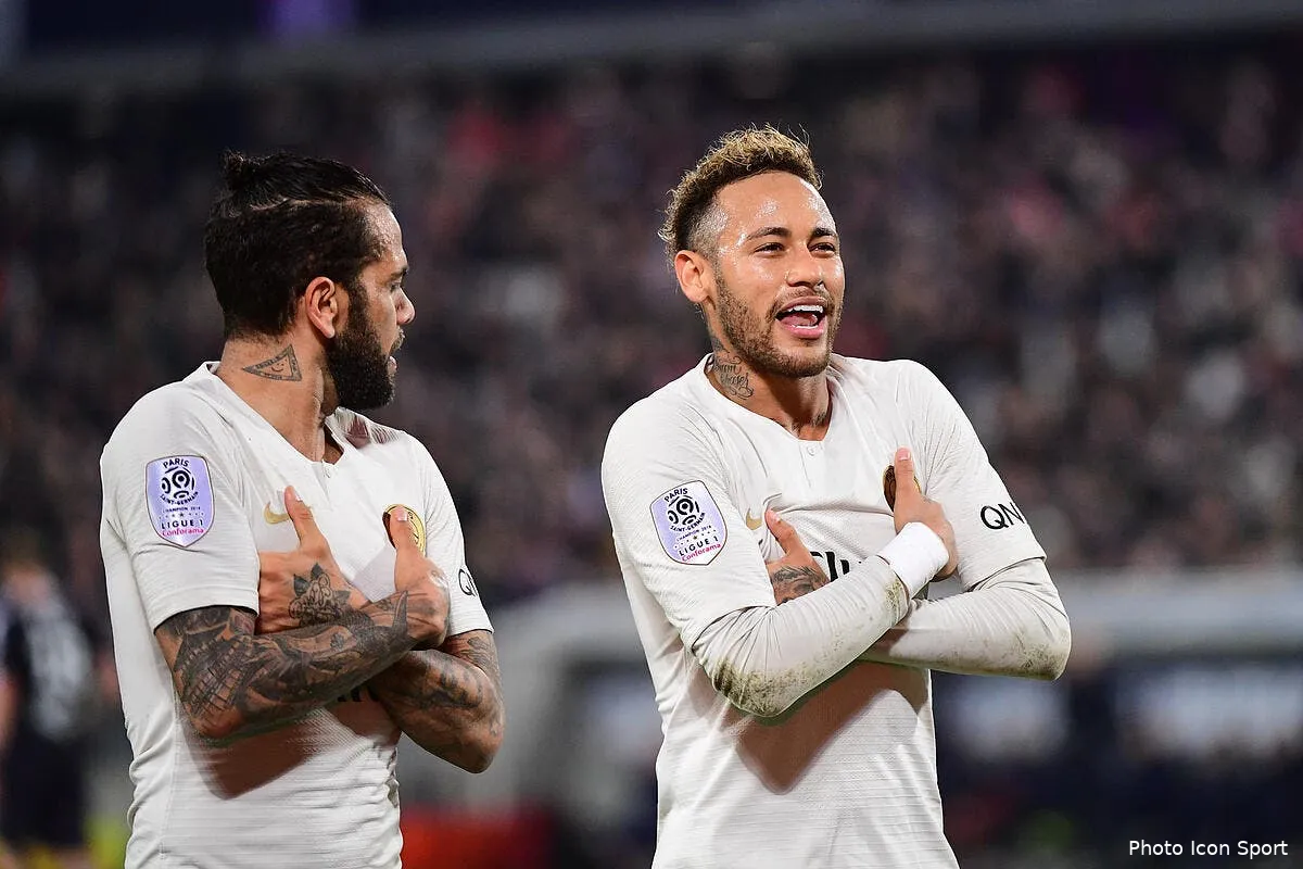 psg cette signature rend le depart de neymar impossible icon win 021218 01 72377238769