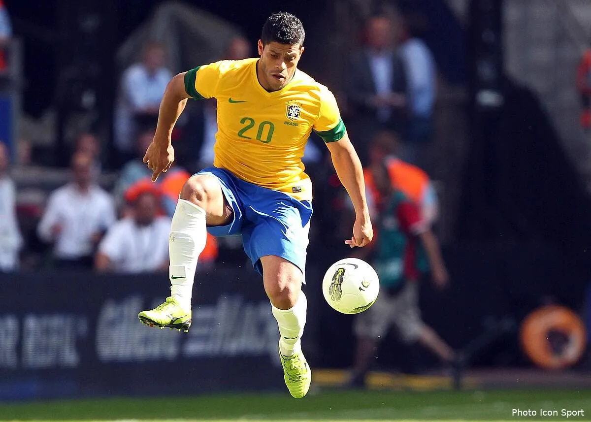 psg chelsea porto hulk est perdu dans le mercato iconsport apr 270512 48 5436681