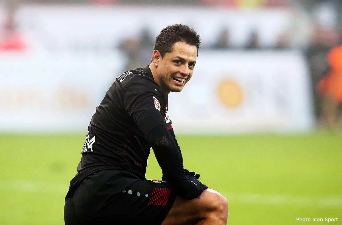 psg contacte l agent de chicharito a repondu en une phrase chicharito 3166454