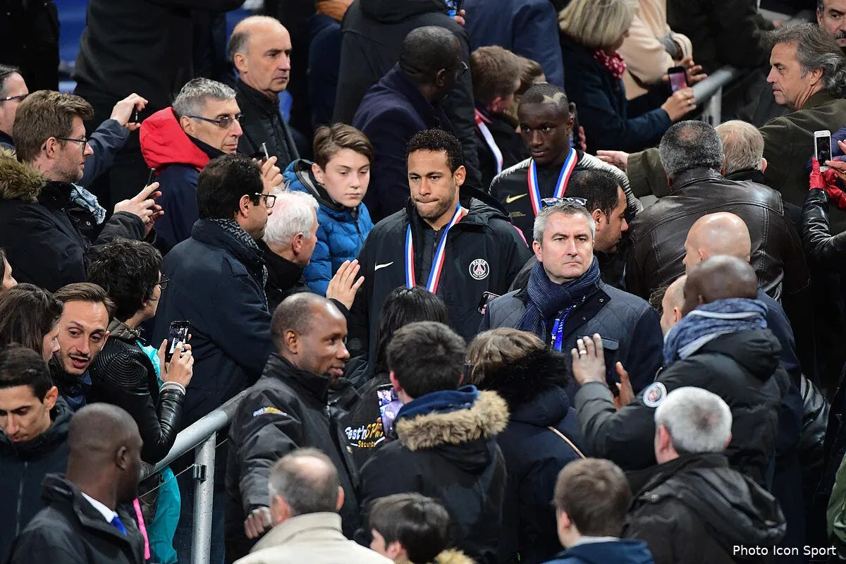 psg coup de theatre dans l affaire entre neymar et un supporter rennais icon win 270419 01 88637269157