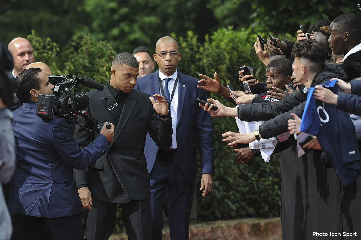 psg coup de tonnerre mbappe ouvre la porte a un depart icon alc 190519 45 52253735