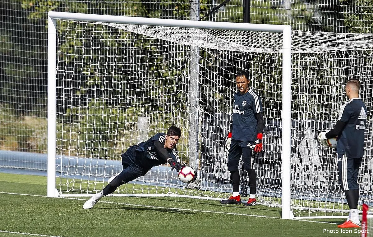 psg courtois navas ou donnarumma pour etre n 1 a paris icon mar 260818 08 47261173