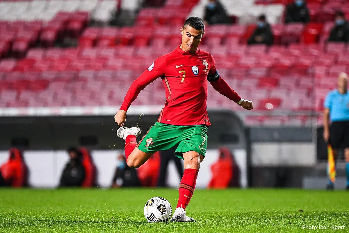 psg cristiano ronaldo a paris deschamps s en mele icon bap 141120 93 045 299323