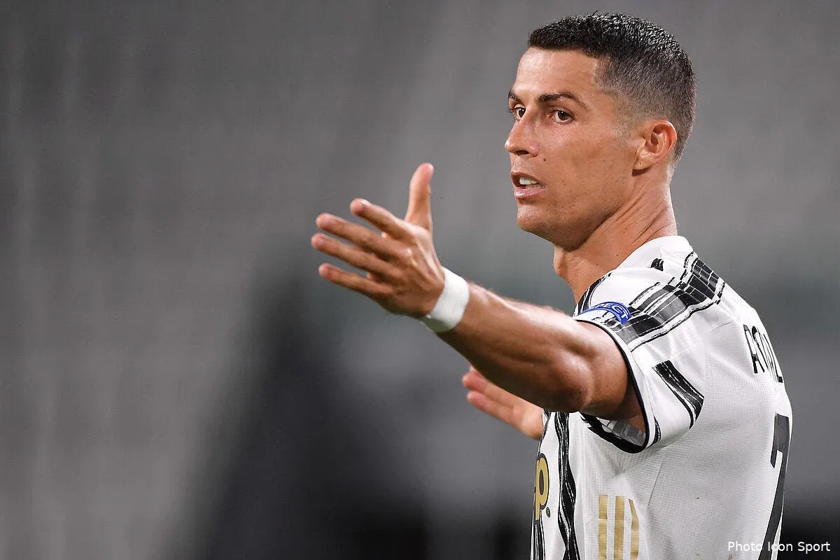 psg cristiano ronaldo a paris la bombe desamorcee icon sipausa 30470376291267
