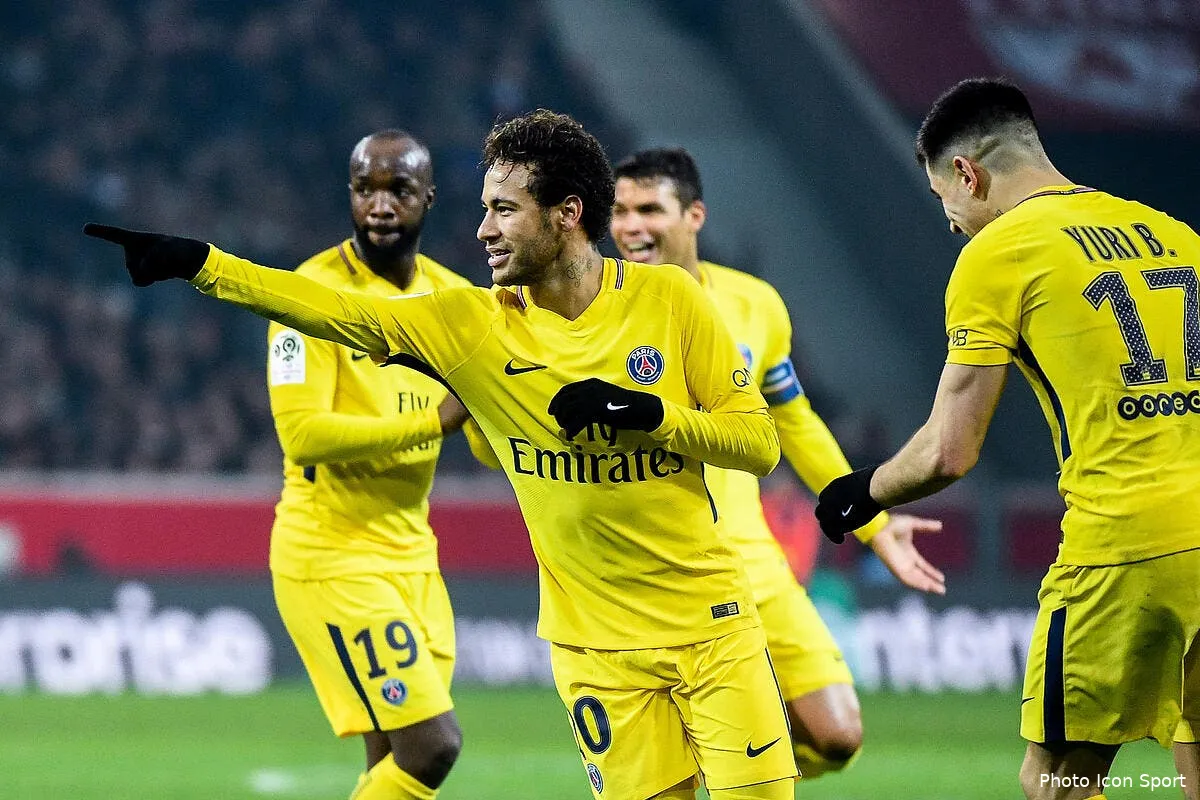 psg cristiano ronaldo ou neymar c est qui le plus fort icon dib 030218 15 25209047