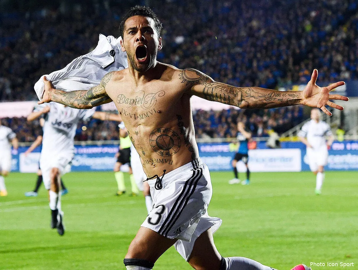 psg dani alves arrive en star son enorme salaire le confirme dani alves 6186121