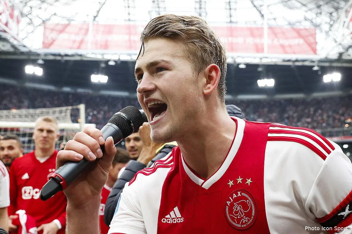psg de ligt laisse une chance a x millions d euros a paris icon 14443580256771