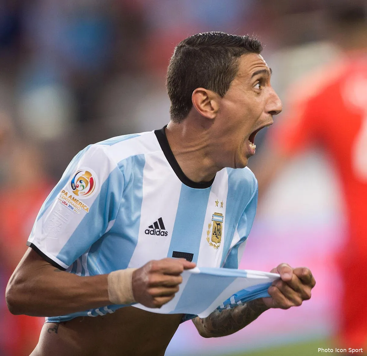 psg di maria blesse a la cuisse avec l argentine iconsport zb950 282330 0037145646
