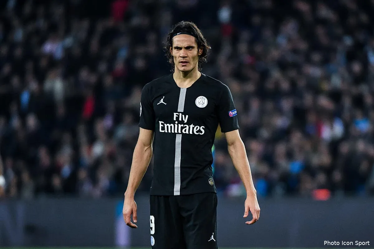 psg drague par naples au mercato cavani lache une reponse ambigue icon bap 241018 93 105234829