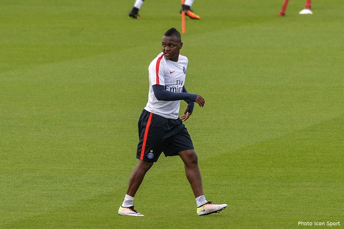 psg emery montre la sortie a cinq joueurs parisiens iconsport dib 040716 101 14149608