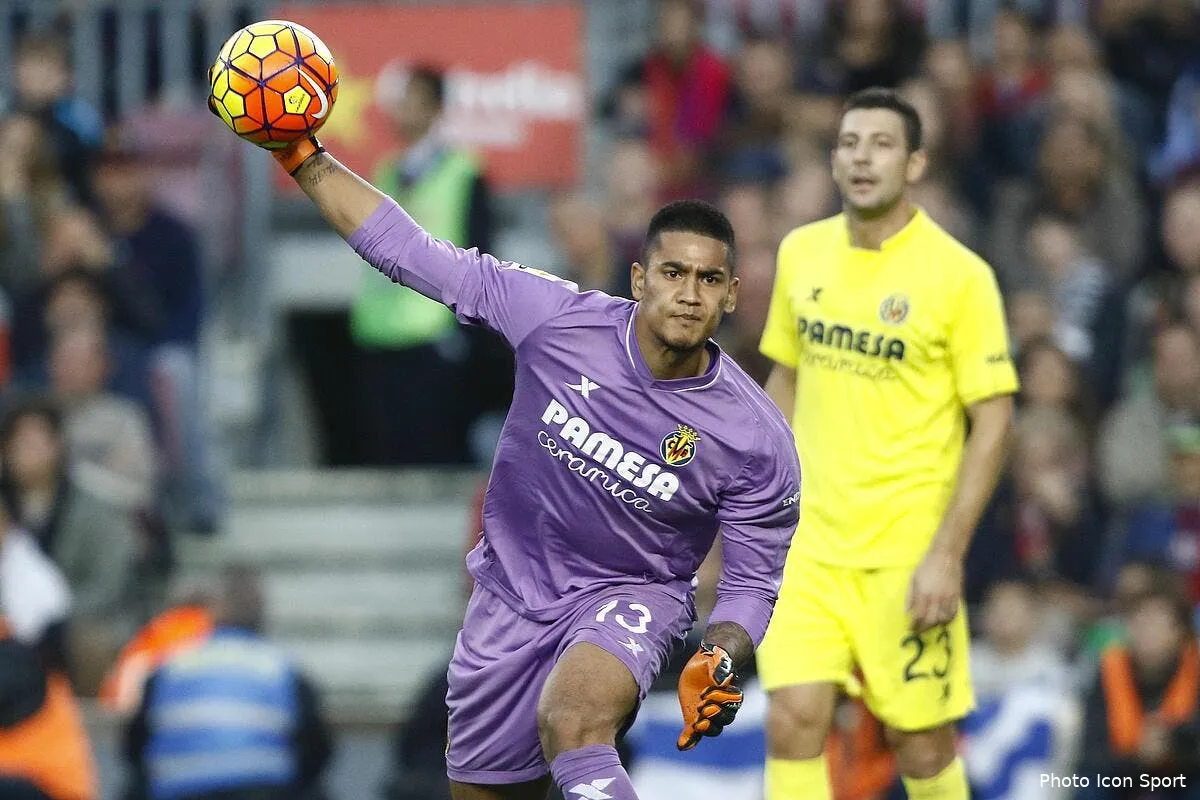 psg emery pousse kevin a la trappe au profit d areola iconsport bag 081115 05 04147992