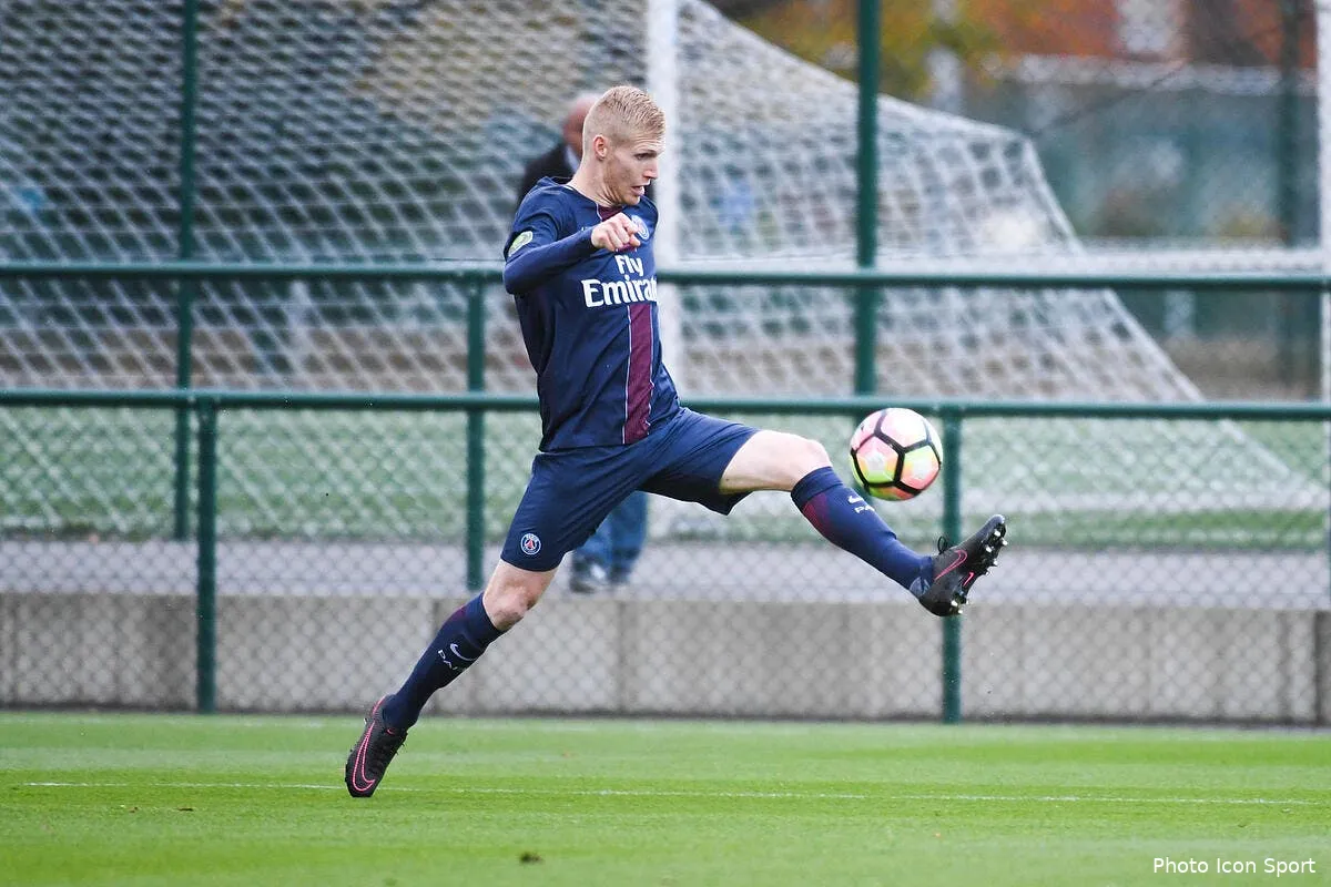 psg gaetan robail prolonge jusqu en 2020 au paris sg iconsport dib 051116 89 10173814