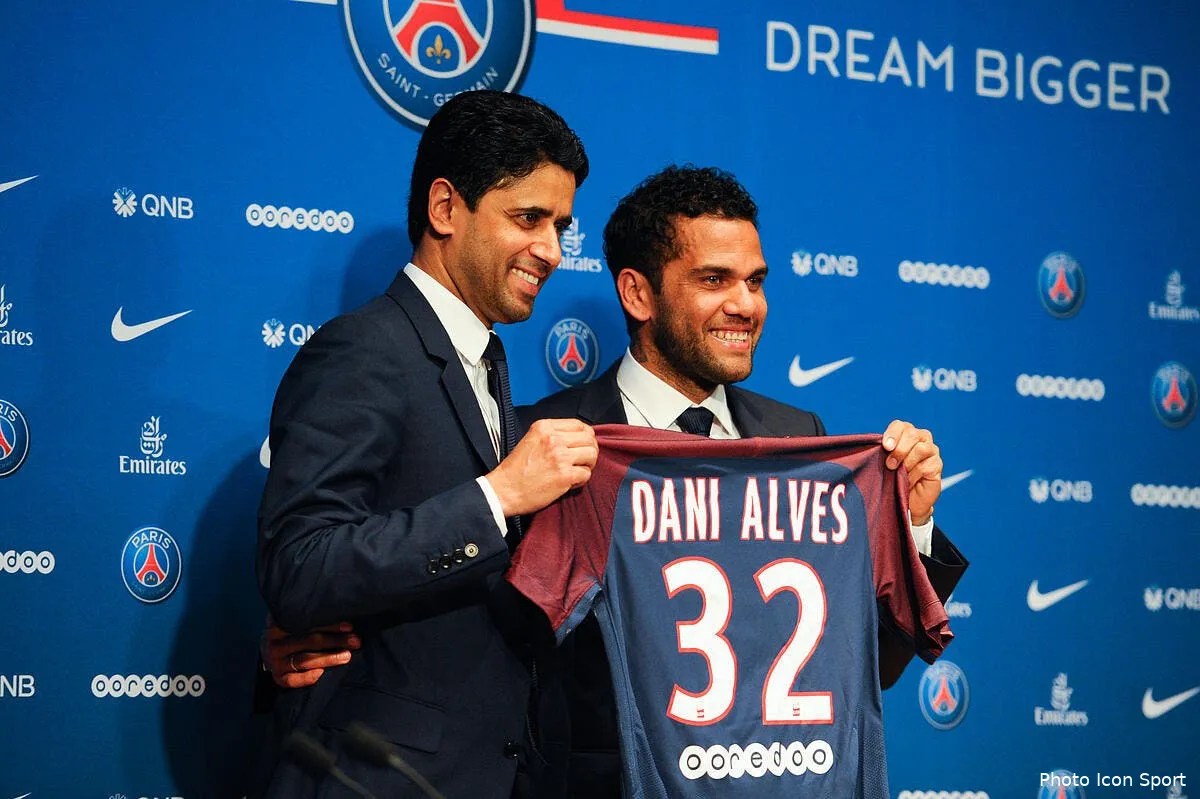 psg guardiola repond avec classe a la signature de dani alves au psg iconsport icon fer 120717 23 43187605
