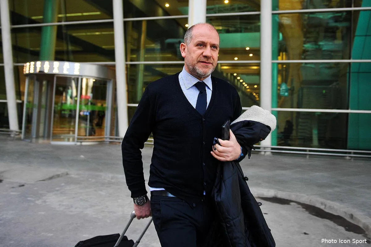 psg henrique en sauveur le probleme est ailleurs selon riolo iconsport glo 040616 08 02181232