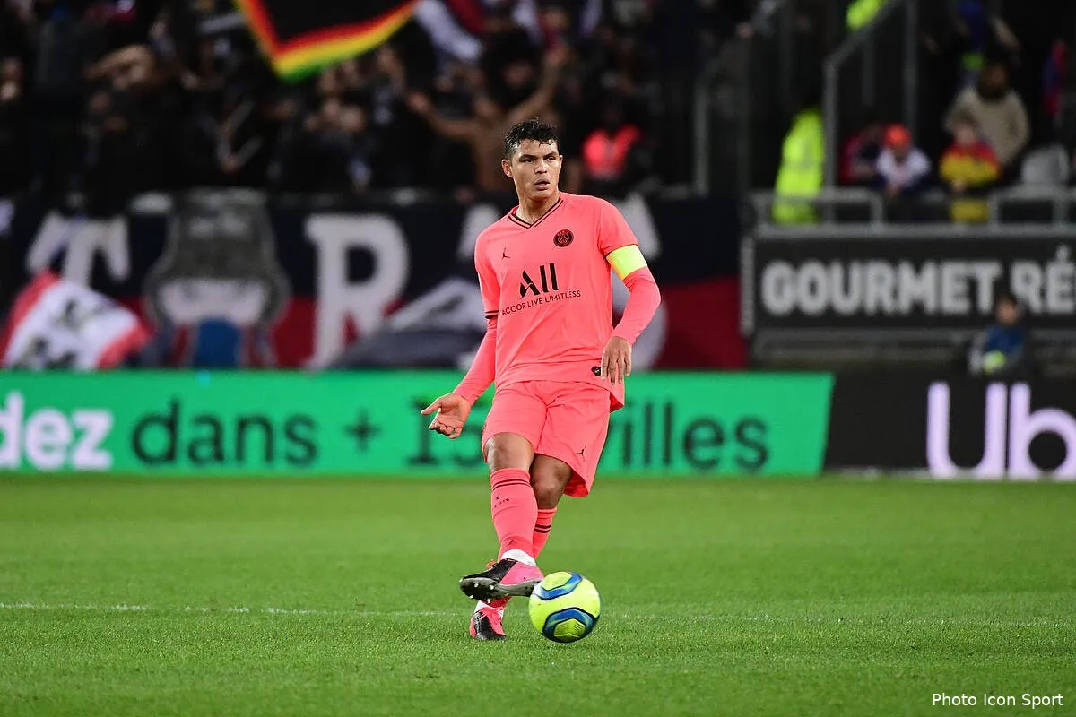 psg icardi et thiago silva c est panique a paname icon winter 15022020120028278441