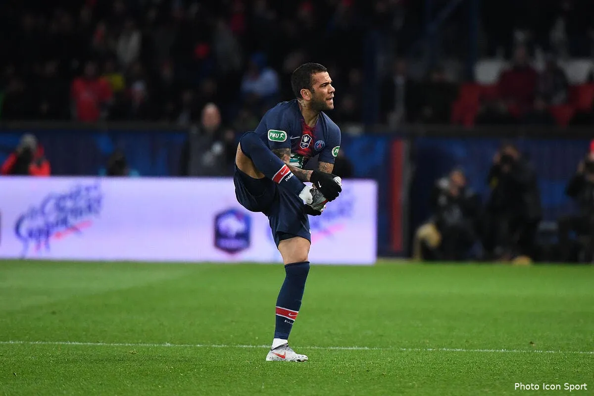 psg il veut continuer a s amuser avec neymar a paris icon dib 030419 10 23249581