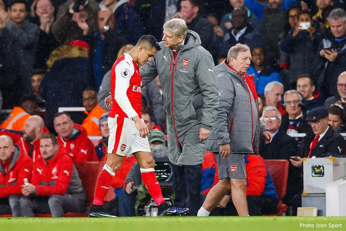 psg kluivert detruit les plans de wenger avec alexis sanchez alexis sanchez 2166442