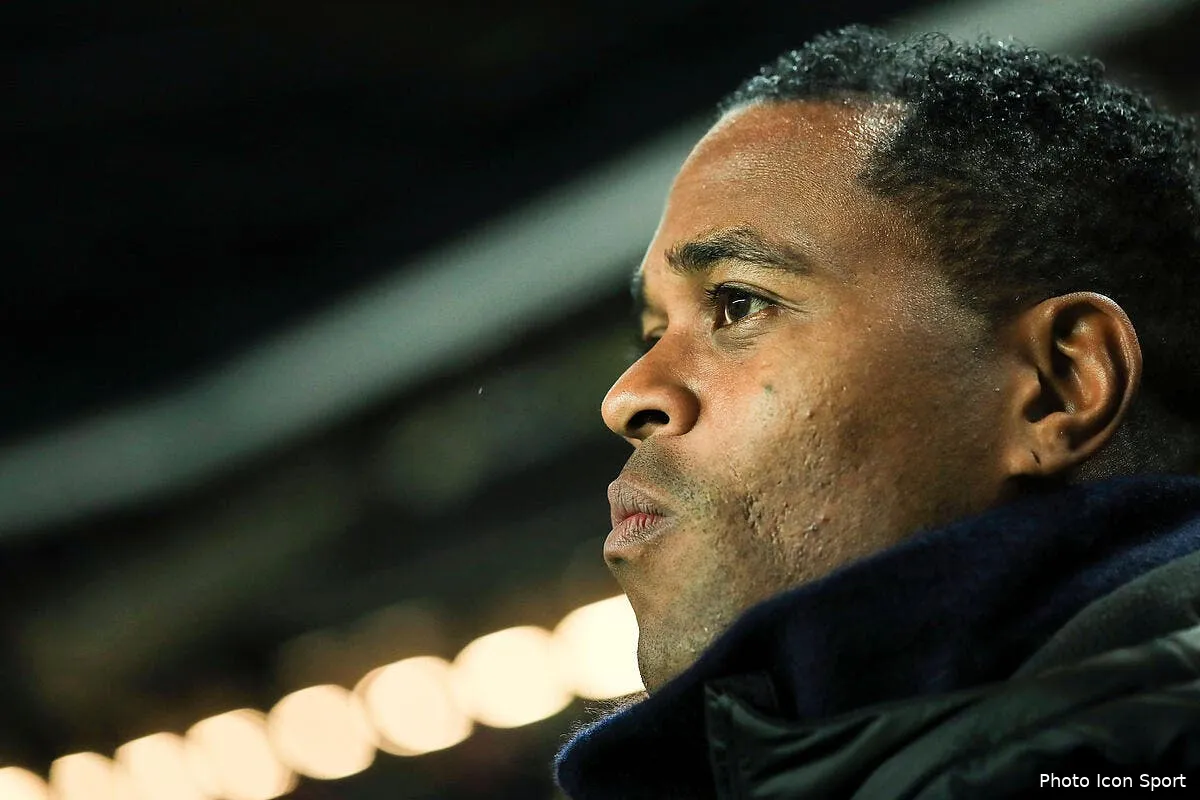 psg kluivert sort de son trou et se mele du mercato iconsport icon acp 201118 11 17237829