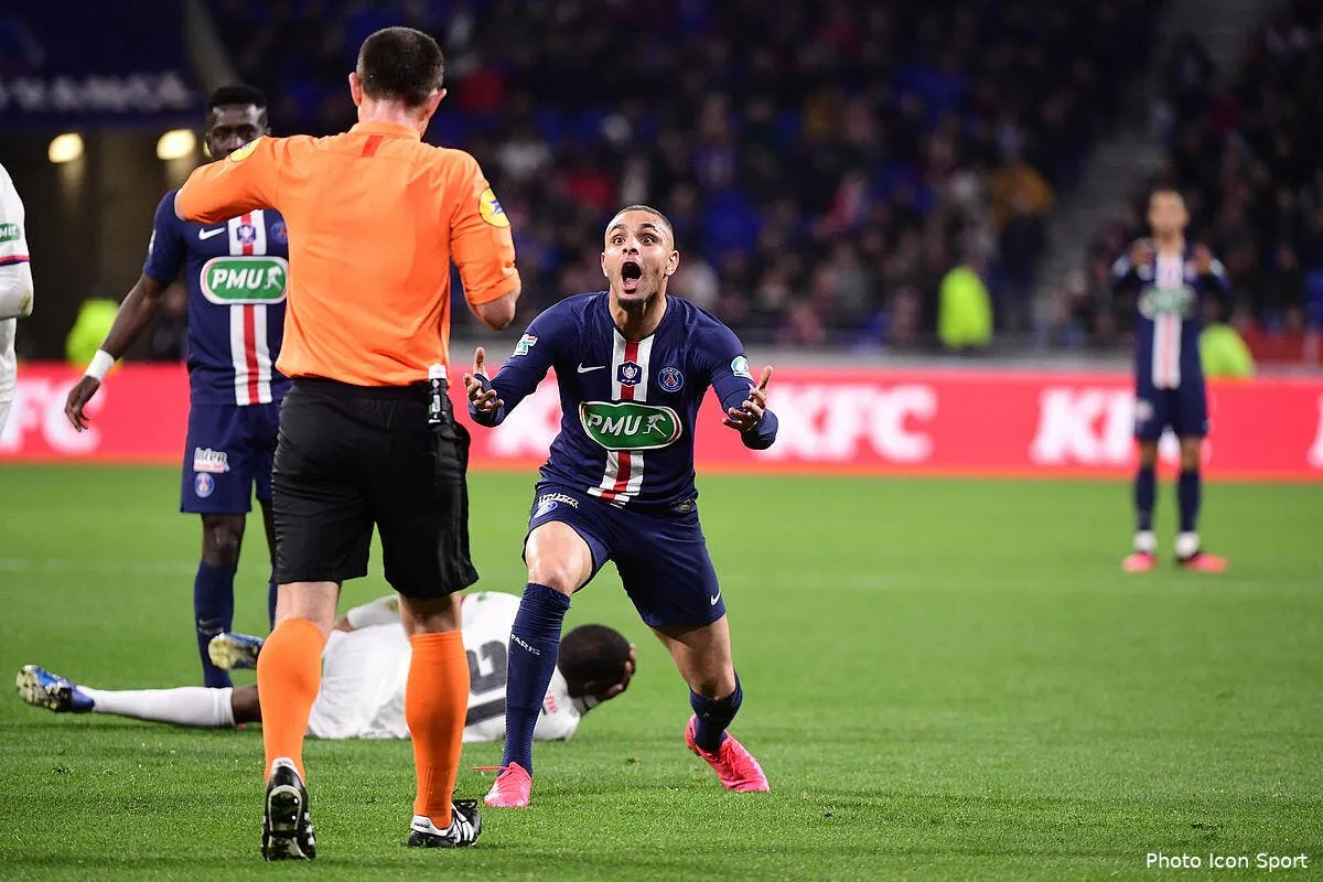psg kurzawa n est pas un defenseur l enorme attaque de dugarry icon winter 04032020122286280027
