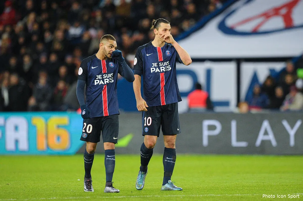 psg kurzawa s est fait taper sur les doigts par ibrahimovic iconsport fer 281115 11 68137436