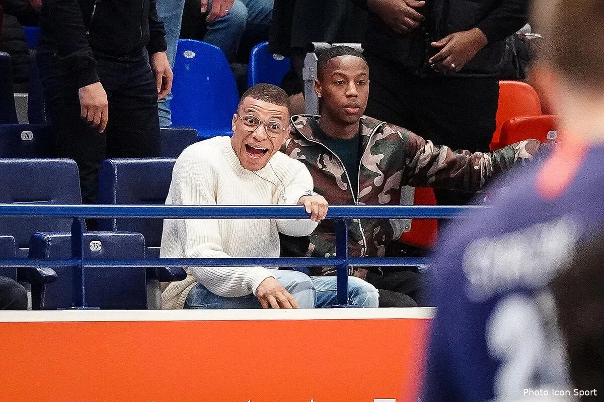 psg kylian mbappe malade il existe un remede miracle icon 200305p1313280503