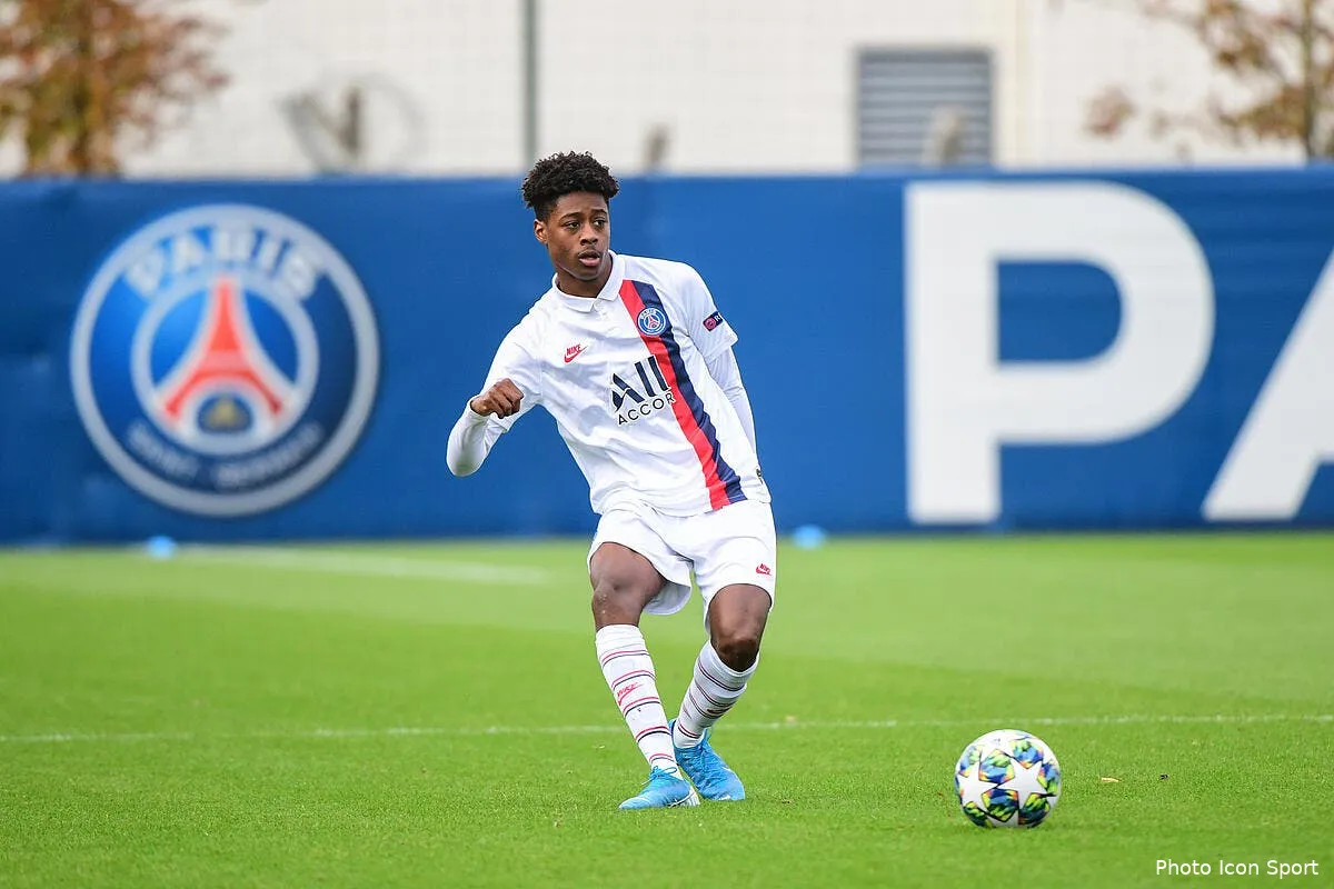 psg l asse ne reve pas que d aouchiche a paris icon dib 061119 10 56285949