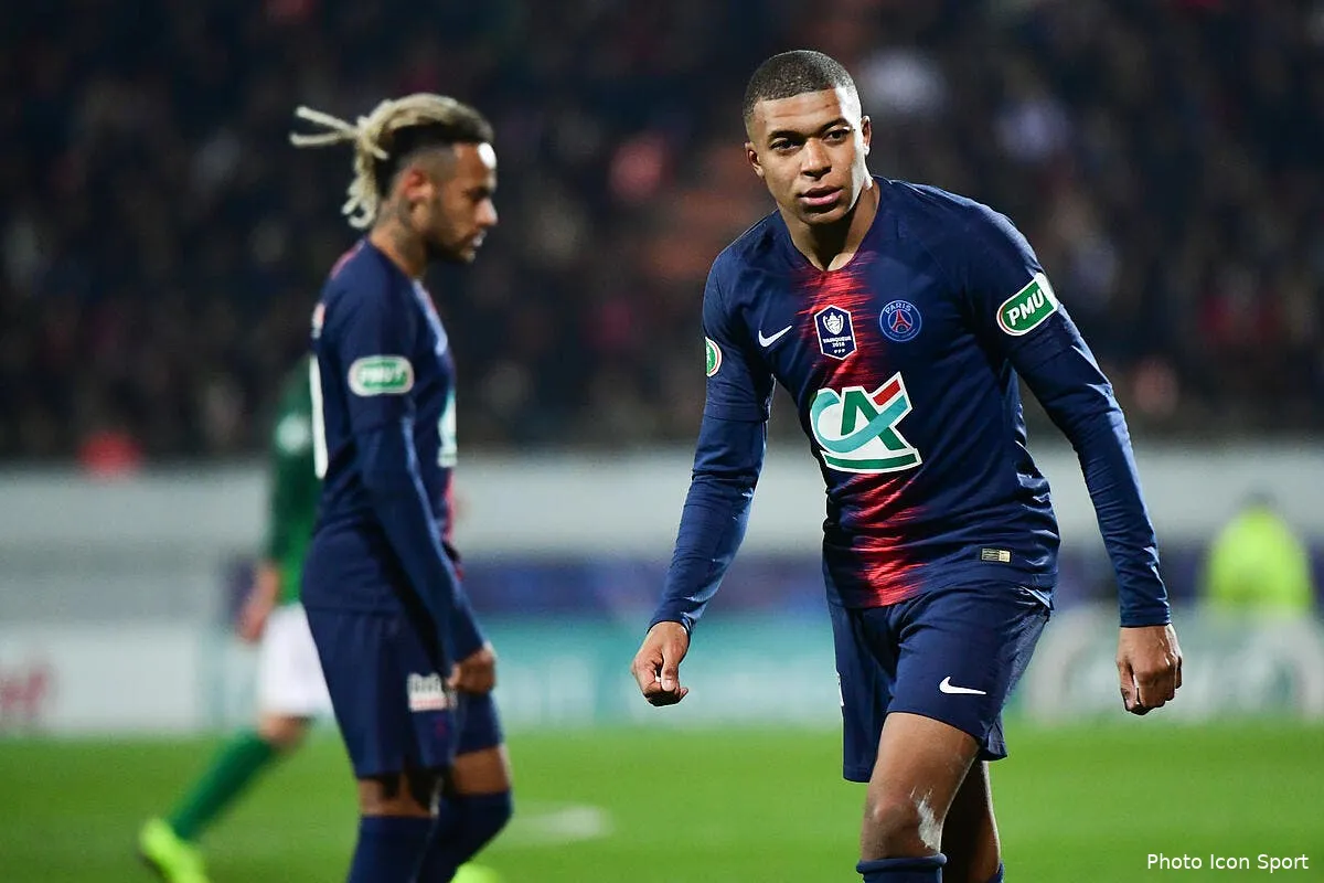 psg l emir du qatar regle le dossier kylian mbappe icon dib 060119 11 44256415