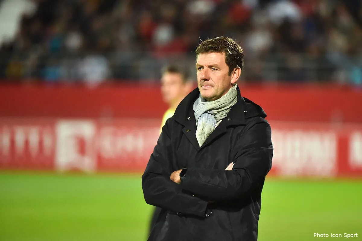 psg la ligue aide paris a massacrer dijon il crie au scandale jobard268689