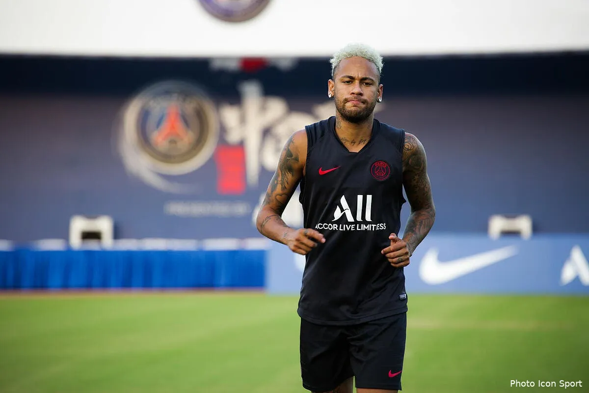 psg la nouvelle offre du real pour neymar la reponse d al khelaifi met le feu icon psg 260719 08 11262291
