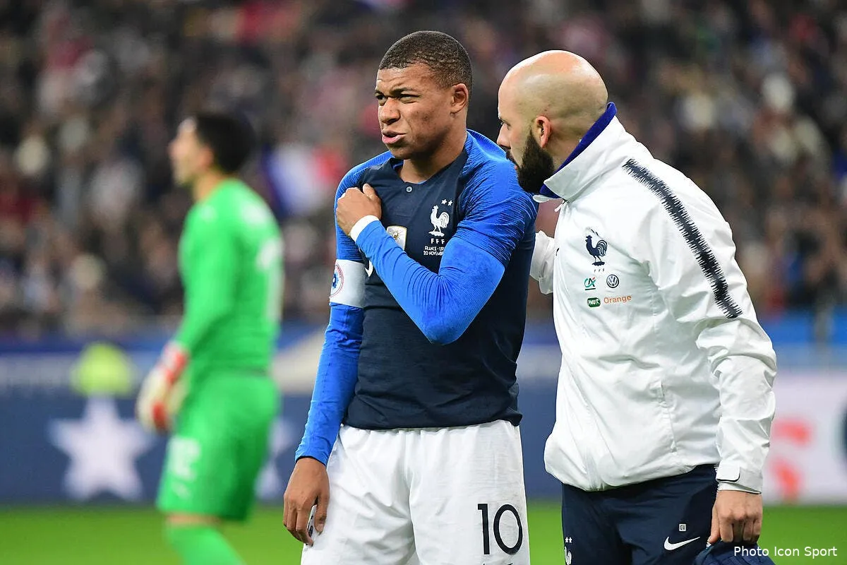 psg la reaction foudroyante de paris apres la blessure de mbappe iconsport icon win 201118 01 70827236785