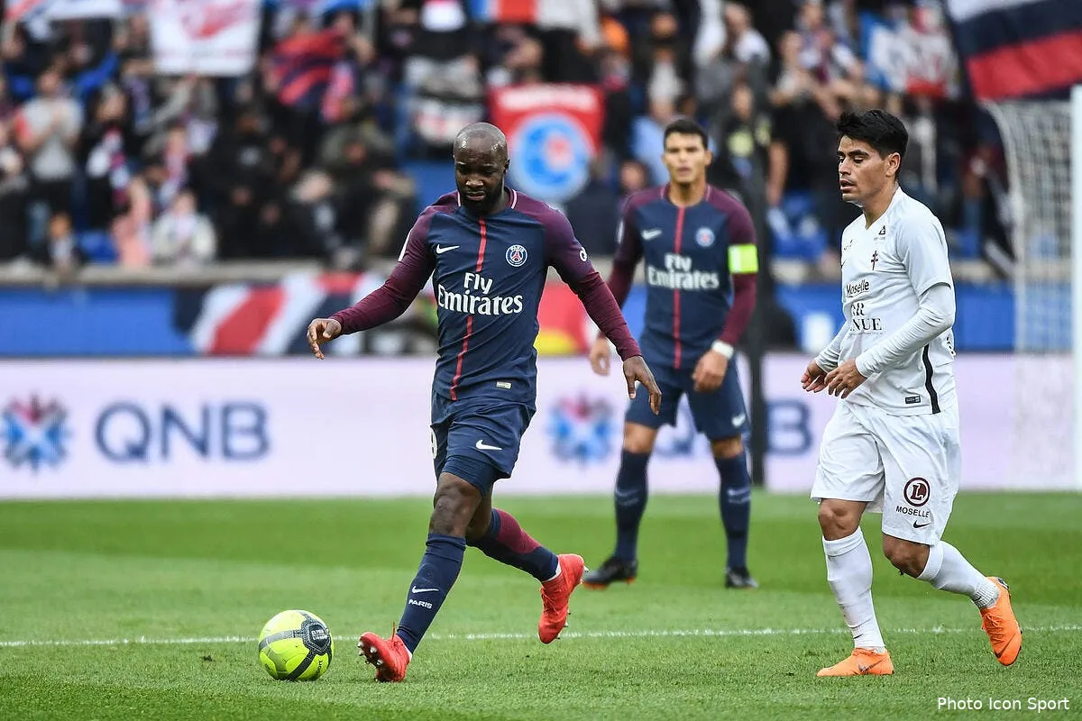 psg lass diarra ne comprend pas pourquoi paris l a recrute iconsport icon dib 100318 100 77214927