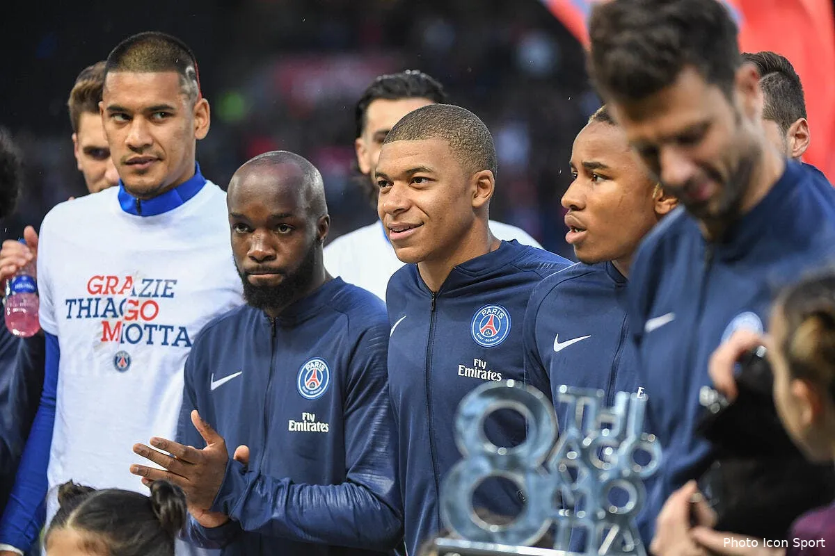 psg lassana diarra loin de paris au contraire icon dib 120518 20 72240671