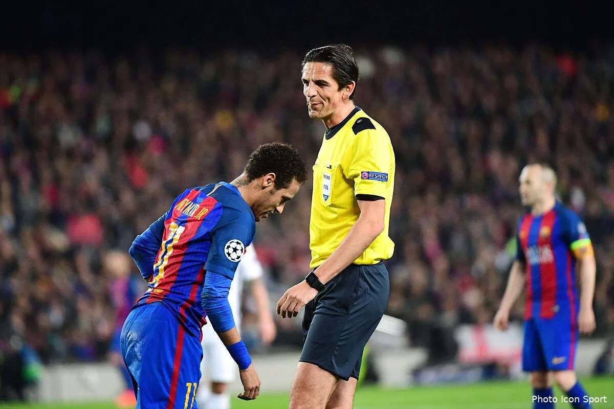 psg le club s est bien plaint de l arbitrage a l uefa iconsport win 080317 05 131173728